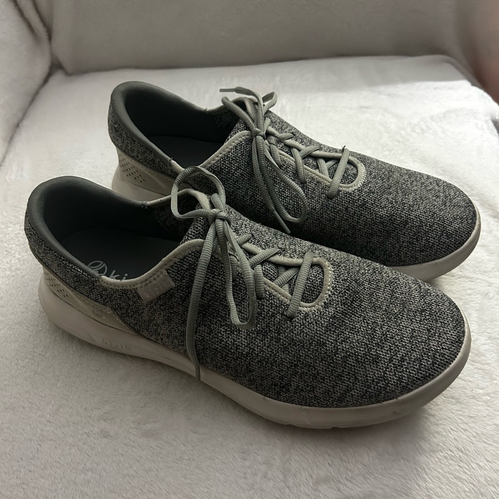 Kizik Madrid Eco Knit Light Grey Hands Free Comfort Shoes Men’s Size 11
